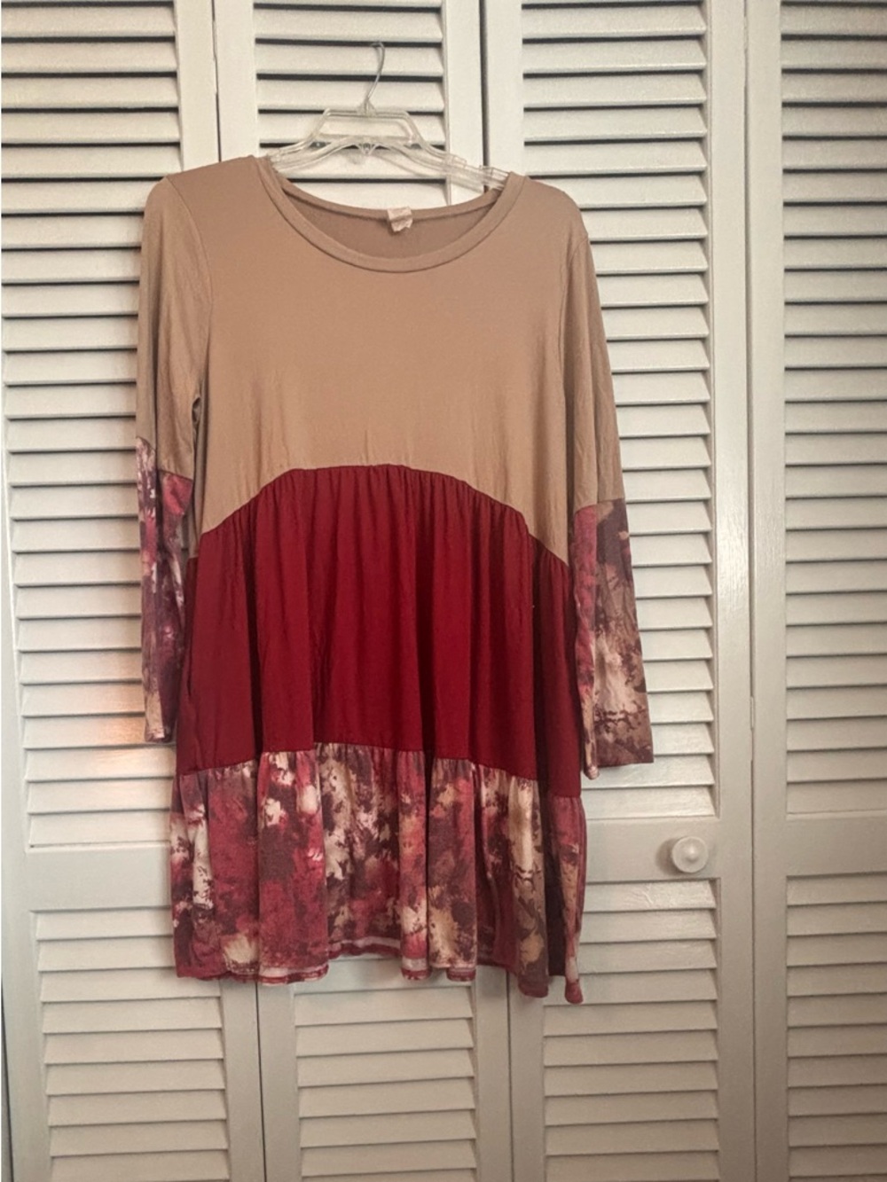 UMGEE Colorblock Tie-Dye Long Sleeve Tunic - Beige, Maroon, Pink